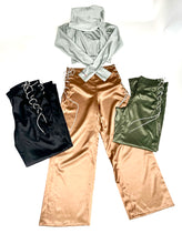 Silky Hip Hop Set - Silver Top